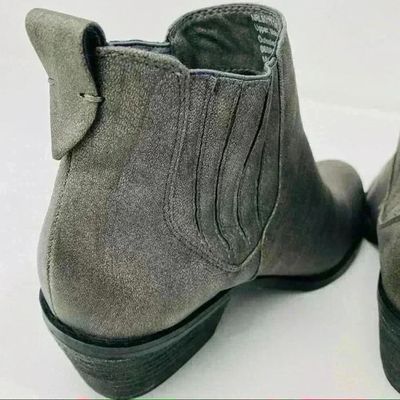 Not Rated Women's Vixeny Ankle Bootie Sz 6.5 NWT - Picture 3 of 5